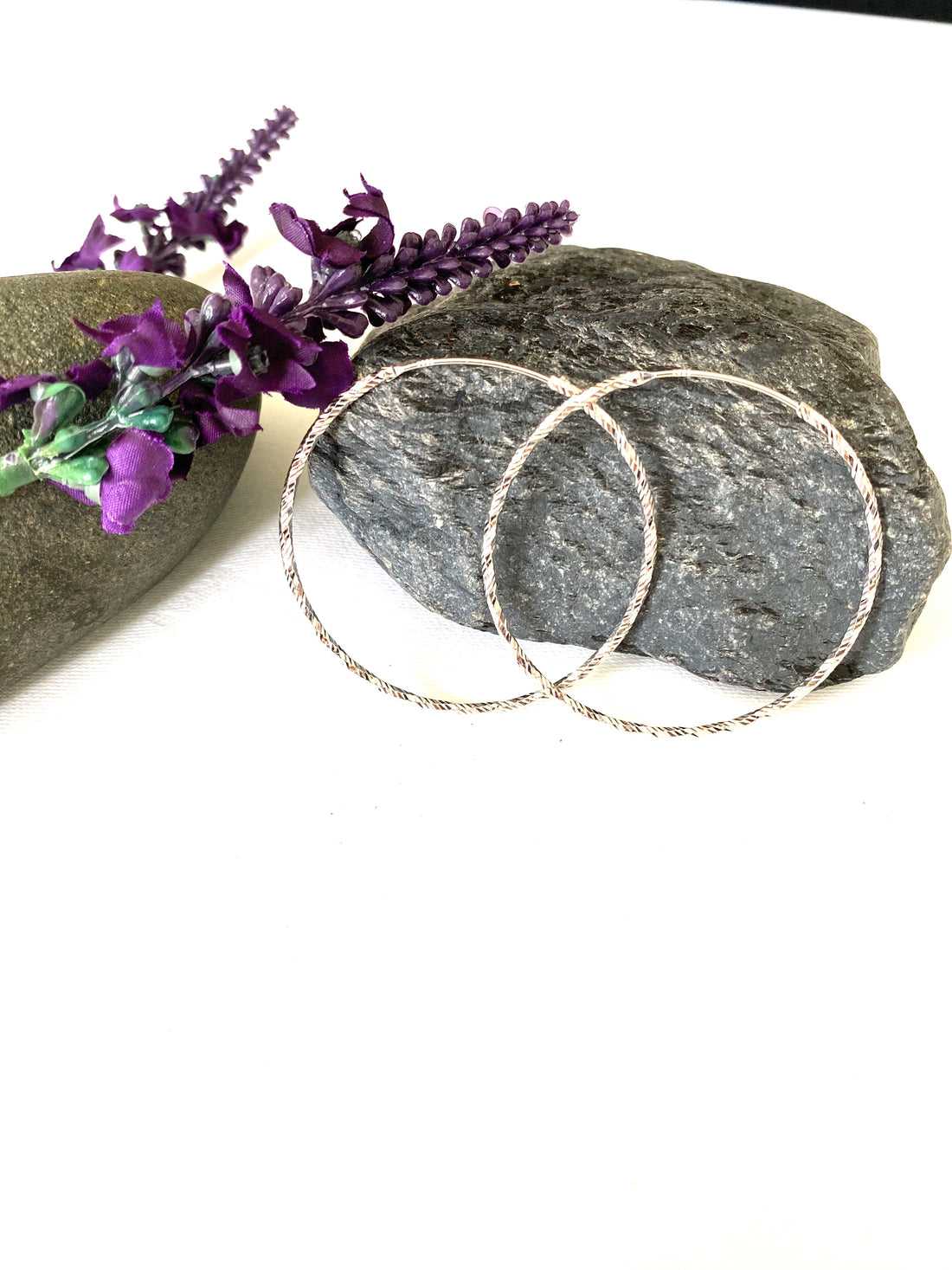 Quality diamond cut 50mm hoops.