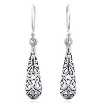 Celtic intricate design drop earring in Sterling Silver.